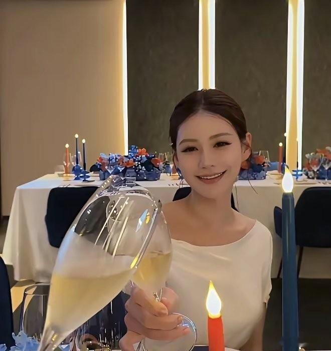 马筱梅不仅觅得良夫，更难得的是遇到了一位格局颇大的好婆婆——张兰。 此前正月里发