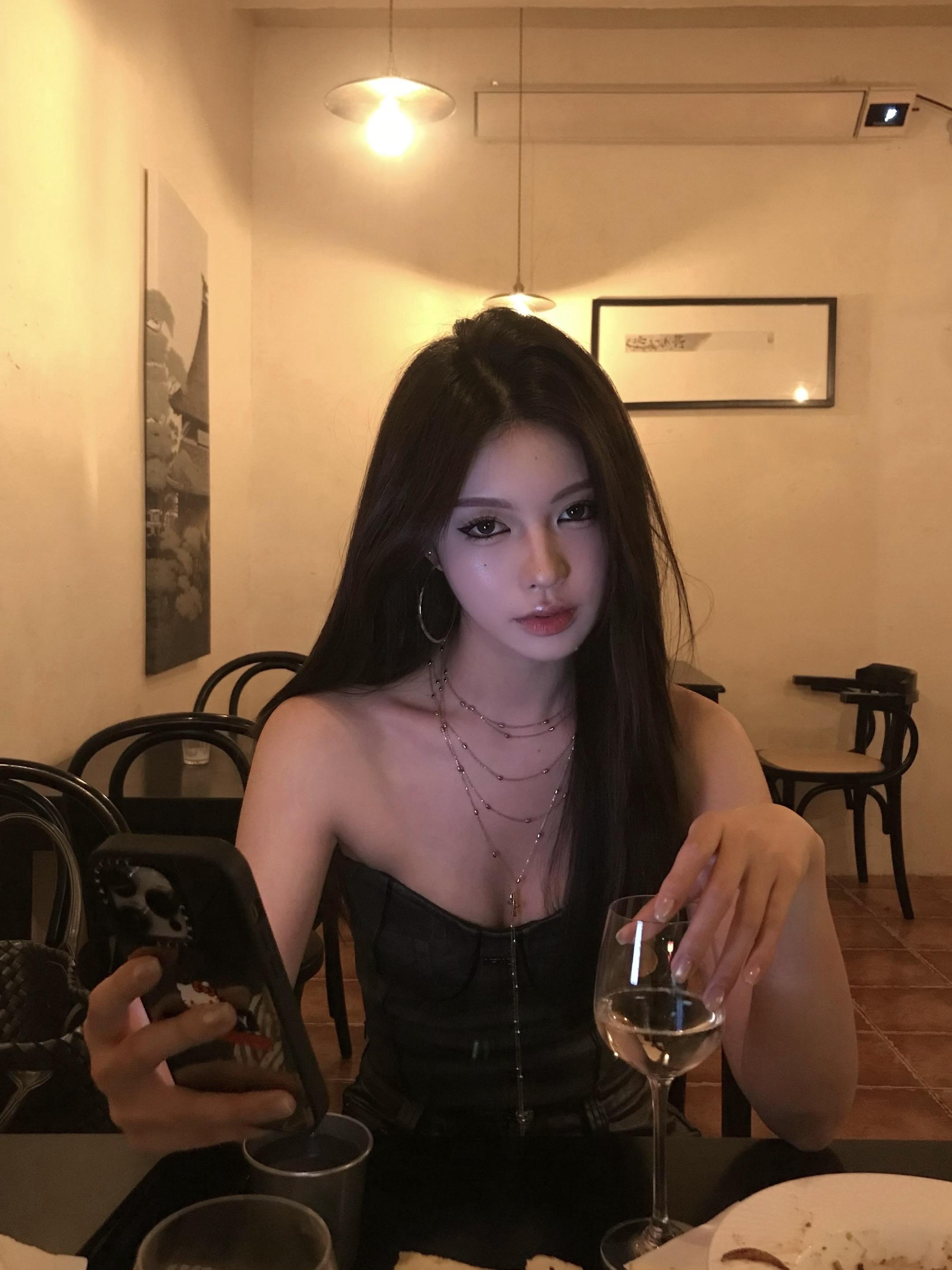 有人管的时候 手破点皮都想伸过去哭一下