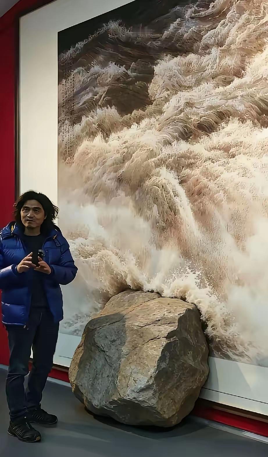 这黄河水画的还是ai制作的？
第一眼，还以为那浪花要从纸上溢出来了，逼真的无比。