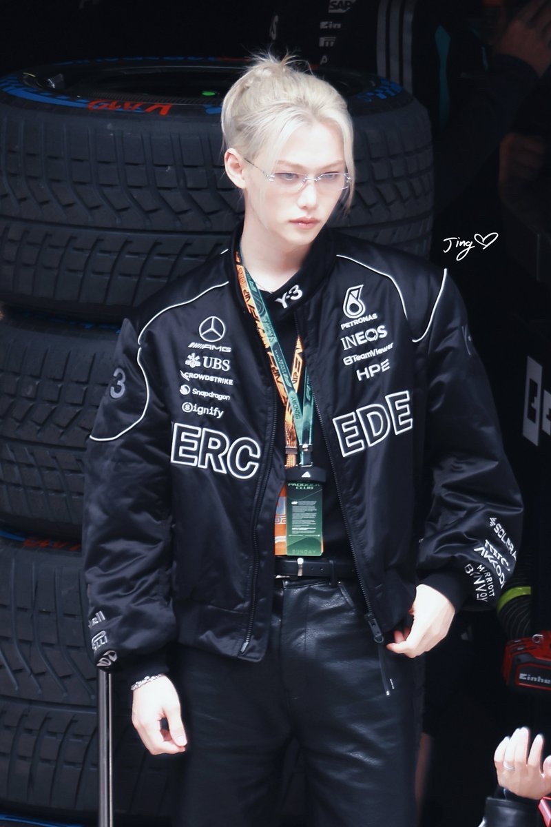 Felix出席上海F1Felix亮相上海F1今天出席上海F1的Felix饭拍，白