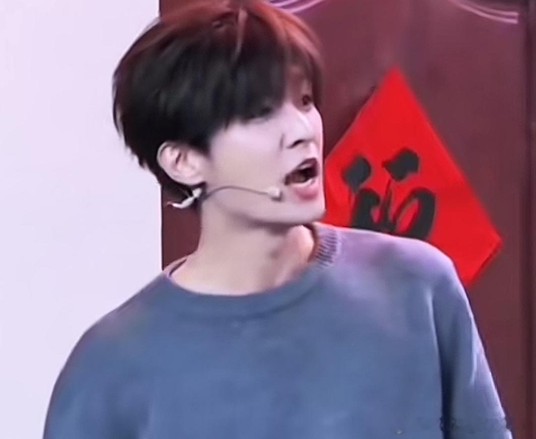 34岁的吴庚霖好萌诶 