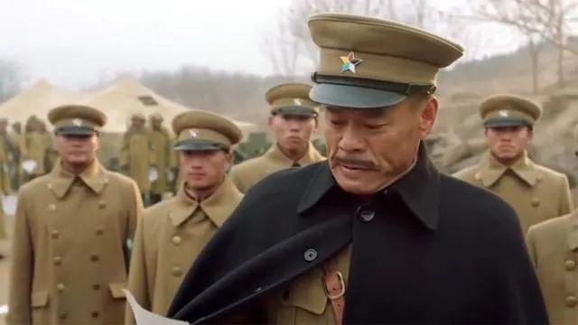 1925年12月25日，辽宁新民县的一片荒地上，一对夫妻被五花大绑押到空地。男人