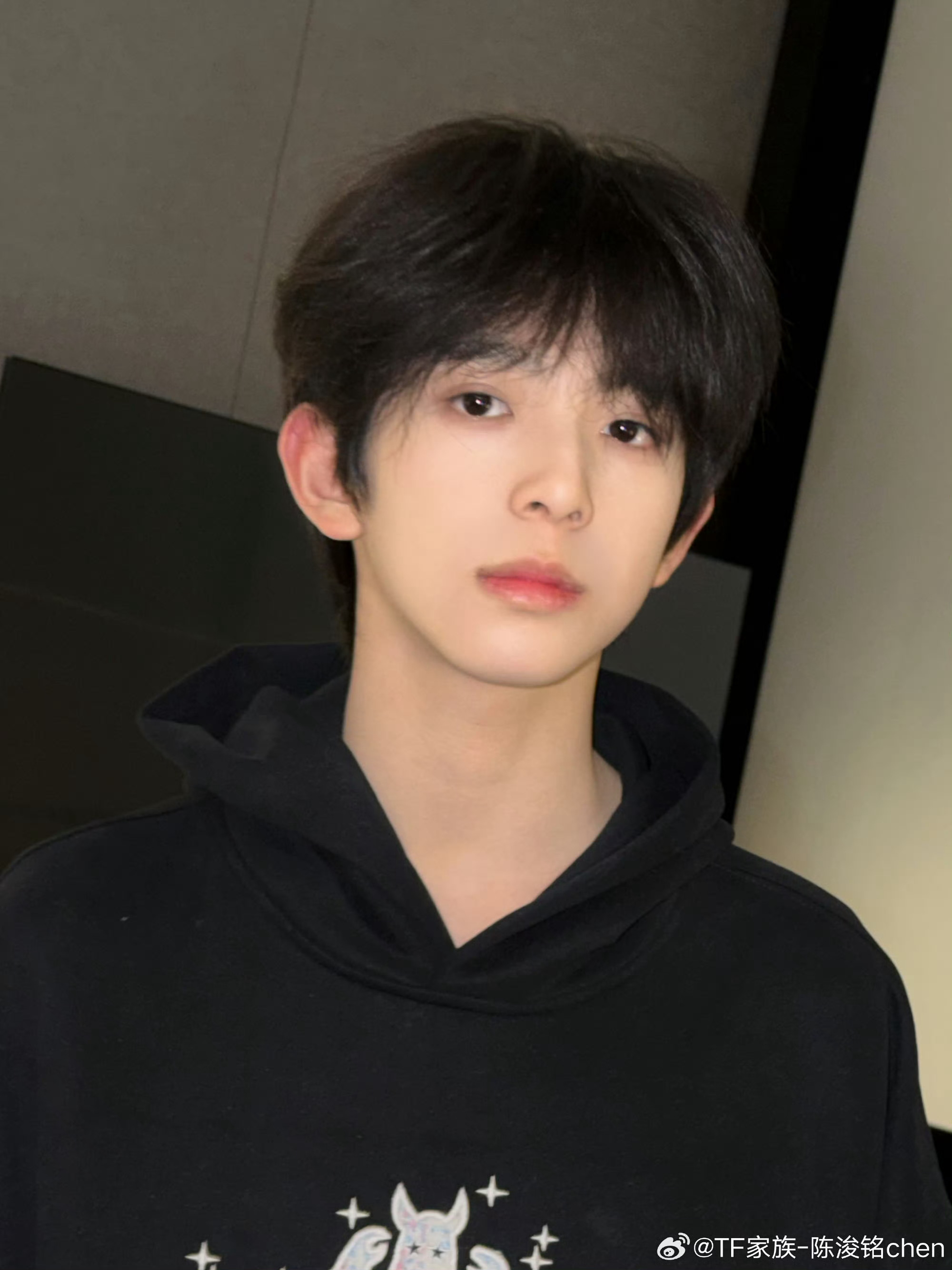 陈浚铭妇女节营业 🈶”也祝大家三八妇女节快乐噢！ ”