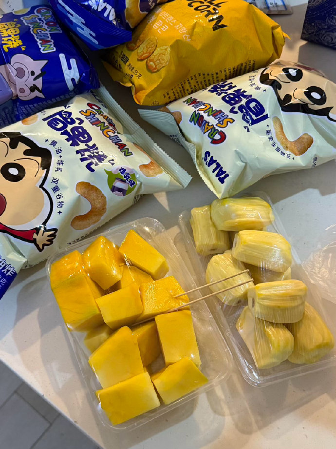 Plog｜⁺◟✧. 🪄⋆🍰 .*･｡夏天的燥热被冰块🧊按下暂停键⏸️ 