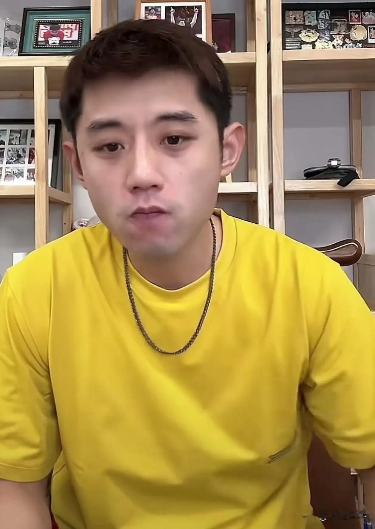 张继科无所畏惧，什么都敢往外说，而且说得都是大实话。他在直播间里表示，当初他们那