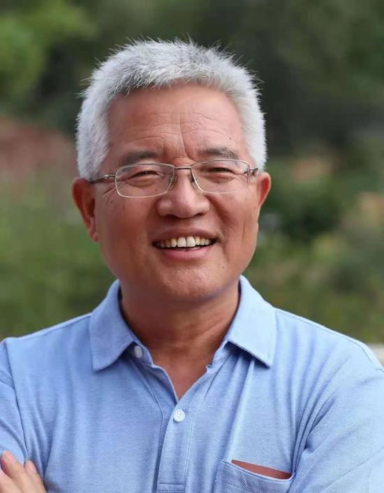 好与坏、善与恶，一个人只要不傻，都能够一目了然。有什么必要还去辩论呢？