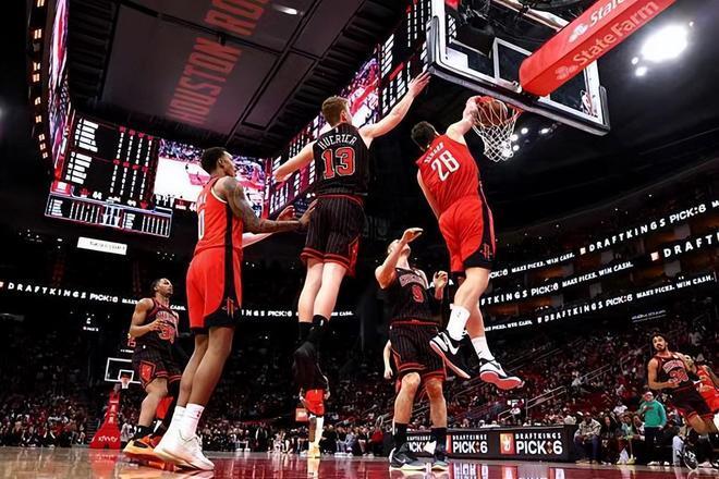 就莫兰特这实力你们跟我说不适合火箭？

半场20➕10的实力。只要他好好打球联盟