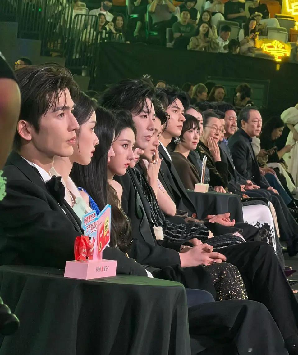 一眼祖儿星光大赏内场 宋祖儿顶级骨相 星光大赏