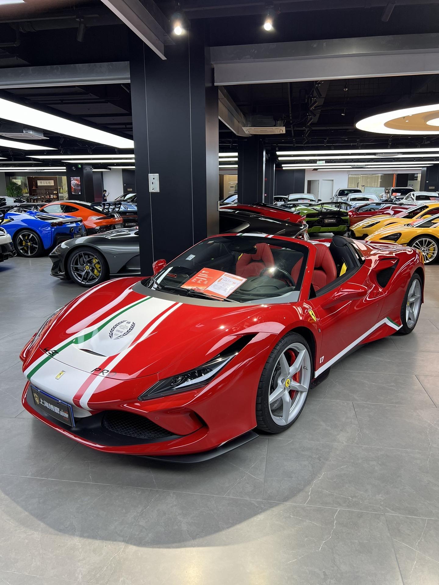 法拉利量产硬通货。仅行驶四千公里的红外红内法拉利F8 Spdier
34X直接开走 一手车 准新状态 手慢无