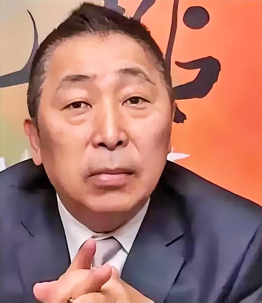 台湾名嘴唐湘龙近日一针见血指出：不管蓝营、绿营政治人物，只要一趟美国回来，就到处