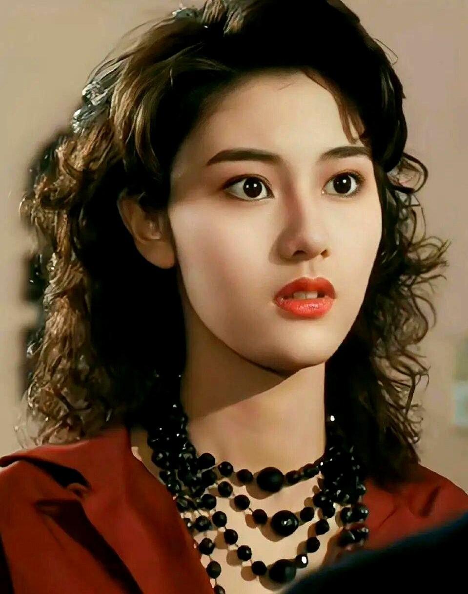 离婚可以。
但你这辈子，都不能娶那个姓李的女人。
你品品，这是什么样的杀伤力。