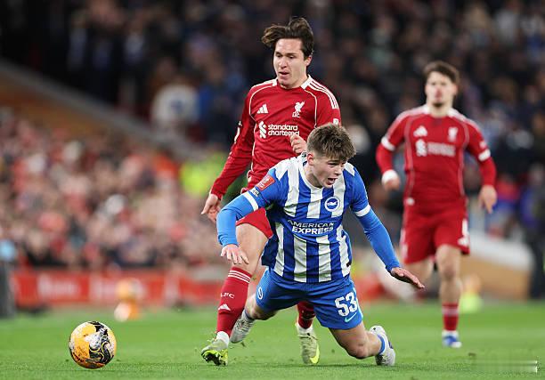 利物浦vs布莱顿 布莱顿不仅仅在全球四处挖掘潜力股，自身青训也在努力。2个赛季前