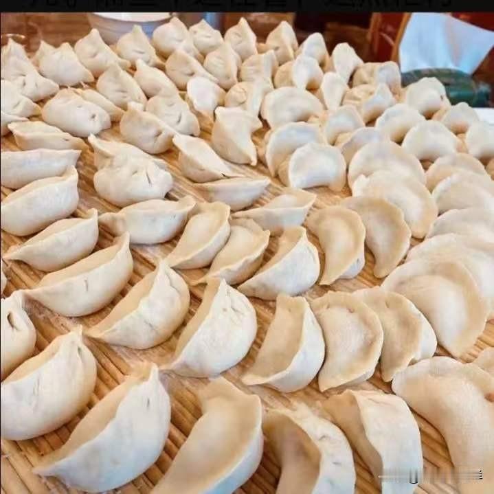 年前，73岁的张大娘找到邻居李姐，问她过年能不能给送碗水饺，还说可以给50块钱，