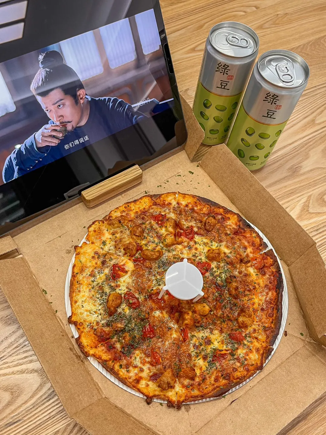 夏日清爽是绿豆啤酒给的