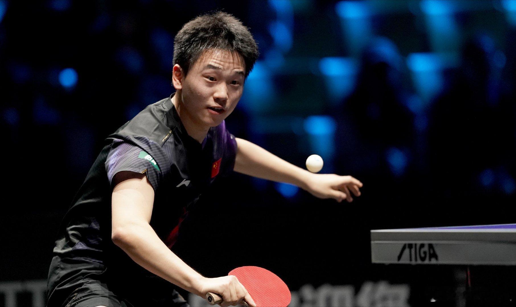 国乒小将力克日本名将 让二追三惊天逆转！19岁国乒削球黑马李天阳爆发，3-2力克