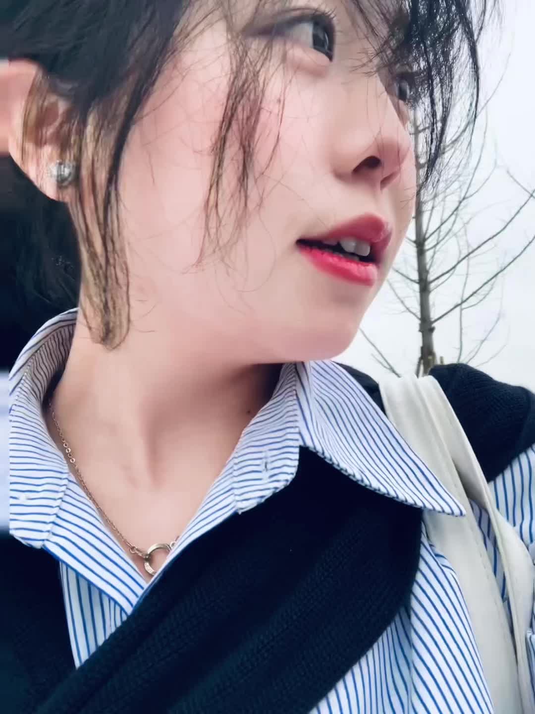 人生总是柳暗花明 而我亲爱的朋友 我只希望你我永远都是春和景明