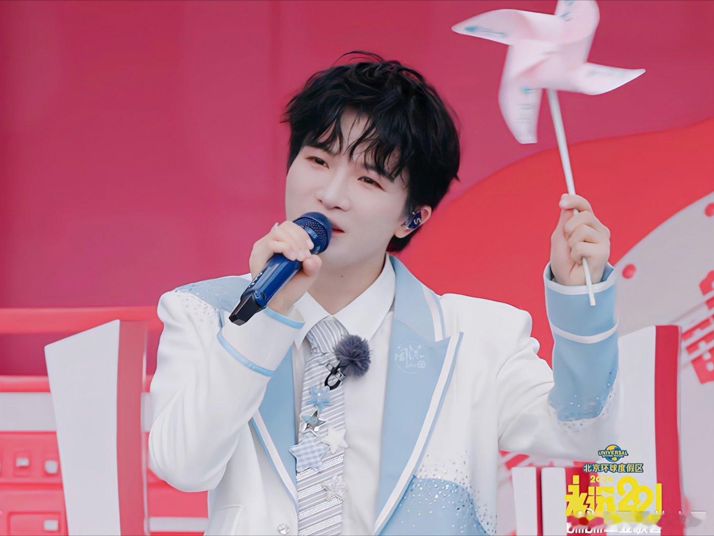 周深 ✨️周深反深代词实体专辑 ✨️周深2026深深的巡回演唱会 【小圈跟米子们