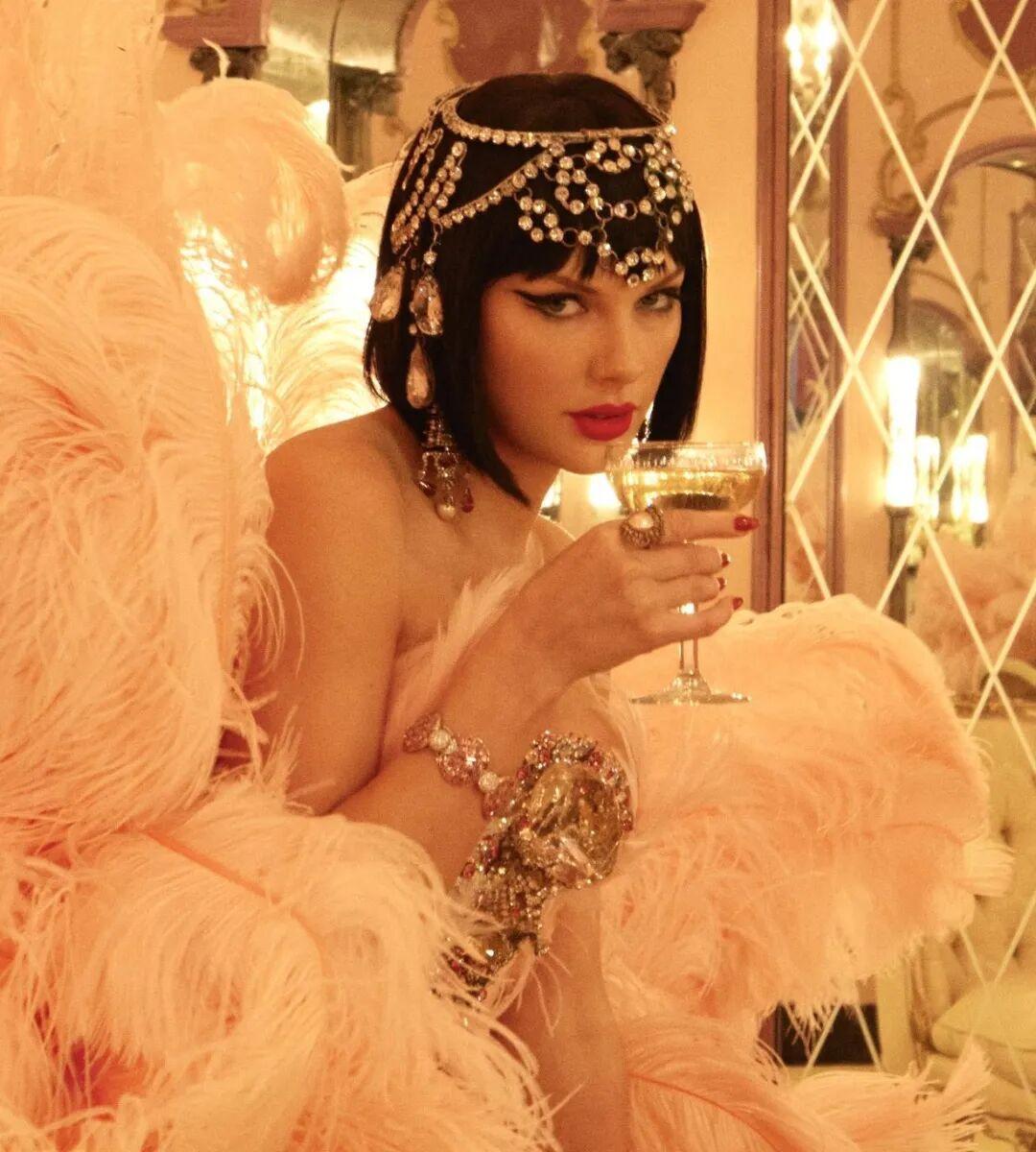 据报道，Taylor Swift 将为新专辑《The Life of a Sho