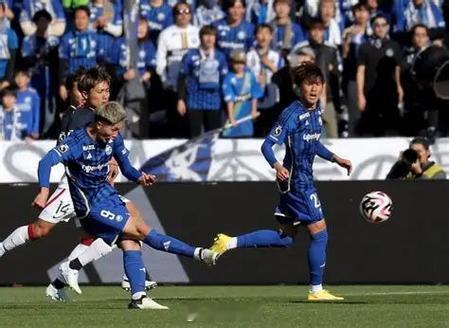 今日公开菜单：足球预测        005欧冠 奈梅享VS奥林匹亚科斯    