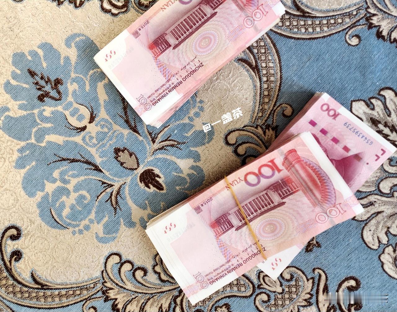 老头说:“如果我化疗期间出现意外被推进ICU，记住一定跟大夫说不抢救了，放弃治疗