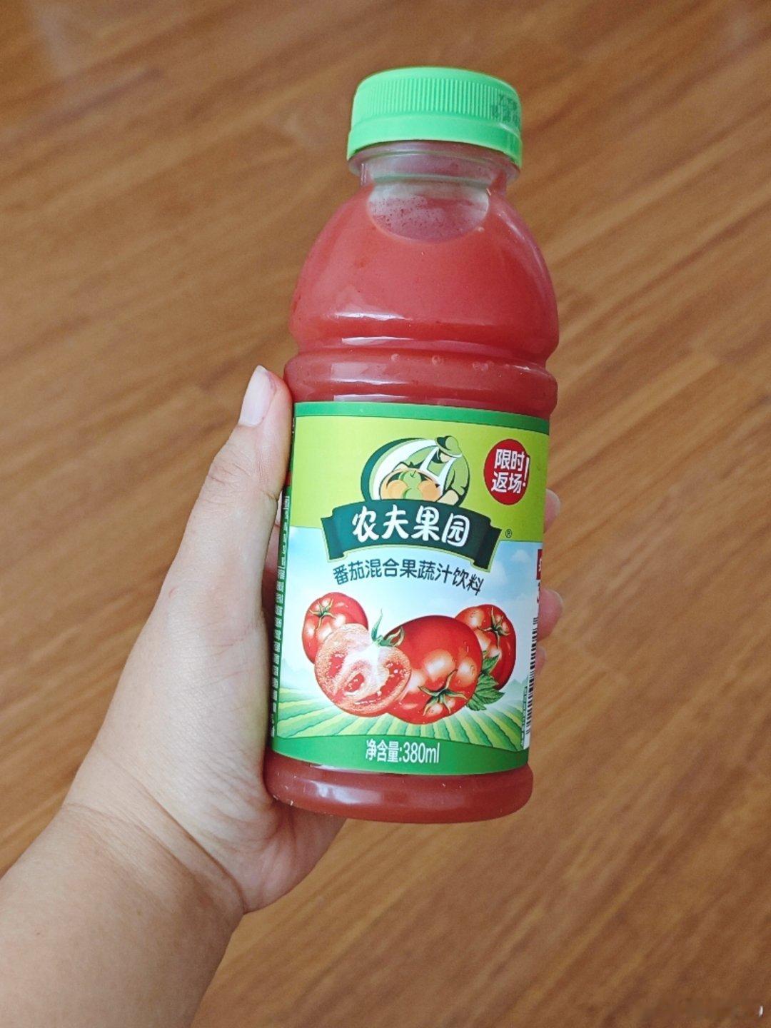 感觉没有以前那版好喝，但也不错和冰红茶是一挂的常温，猫尿冷藏，国窖 