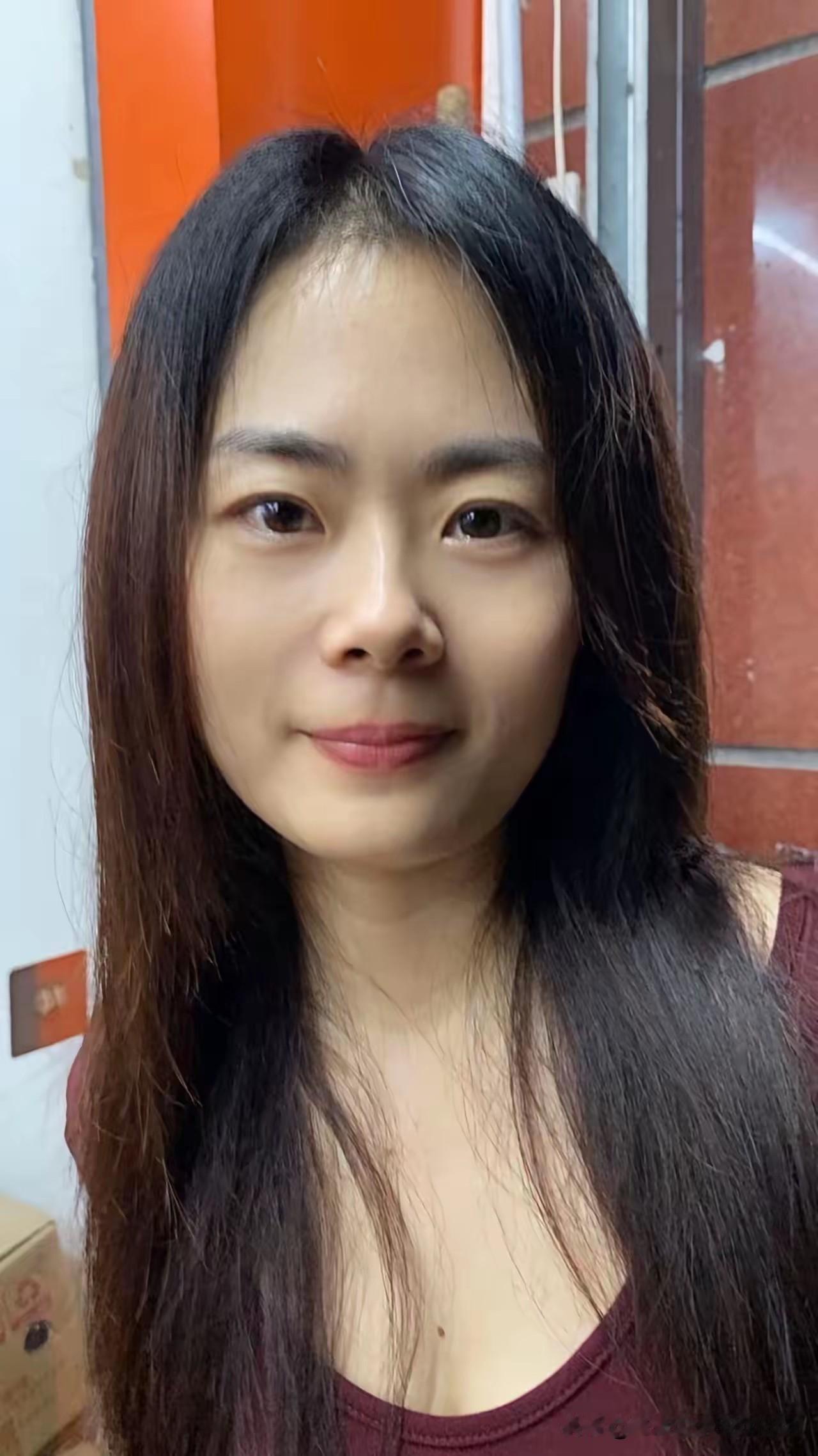 本人女38岁，贵州凯里人离异，独立开营有一家彩票店，没有负担，没有什么不良嗜好，