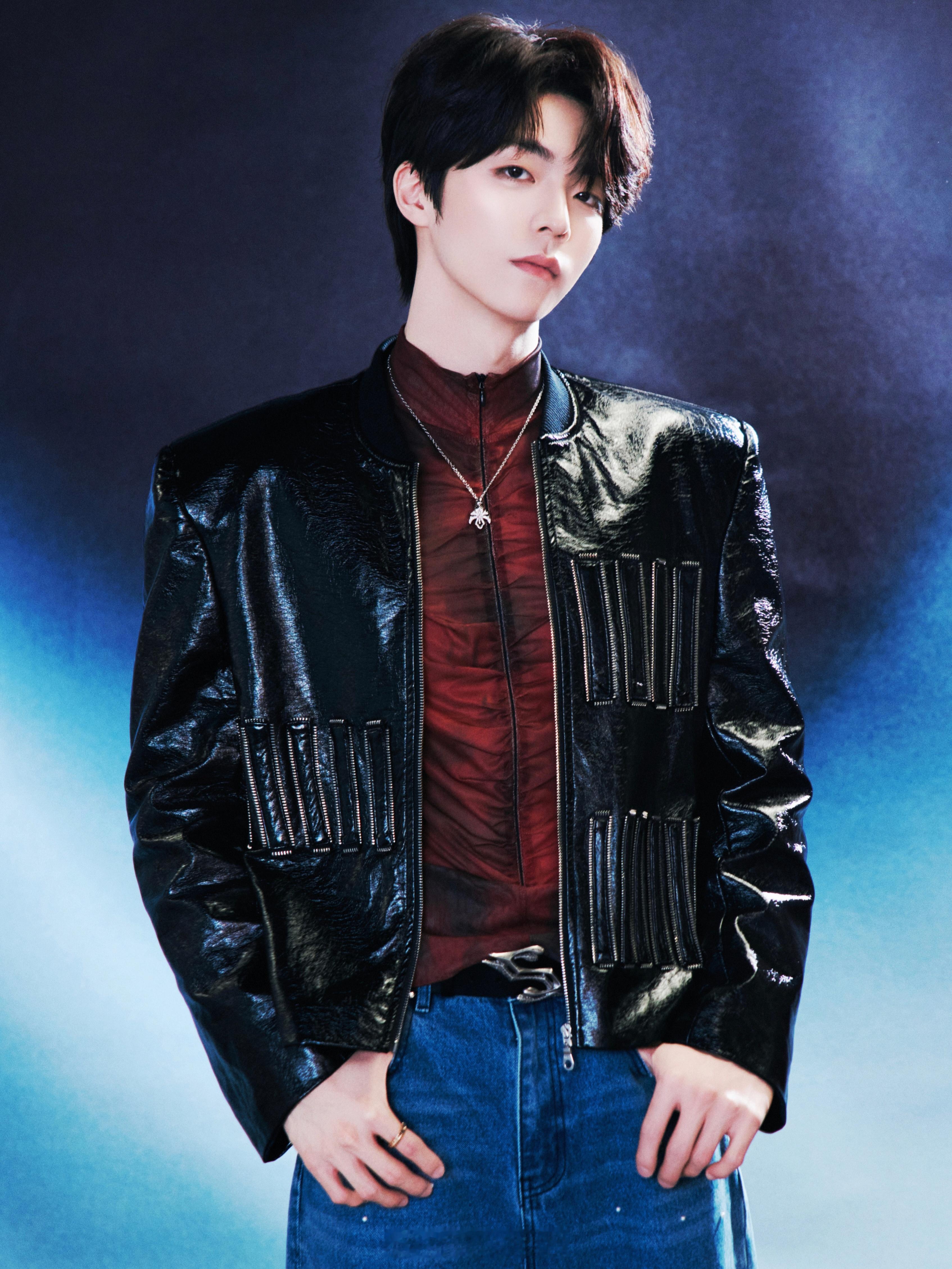 陈立农4.28飞行《奔跑吧14》在厦门录制，欢迎～ 