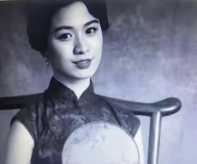 [太阳]1912年，50岁的曹锟迎娶20岁的富家千金陈寒蕊。新婚夜，一番云雨过后