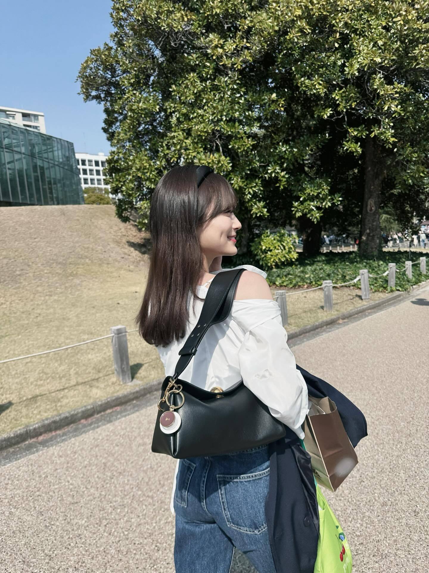 山下美月「お花見、お花見🌸🌸」 