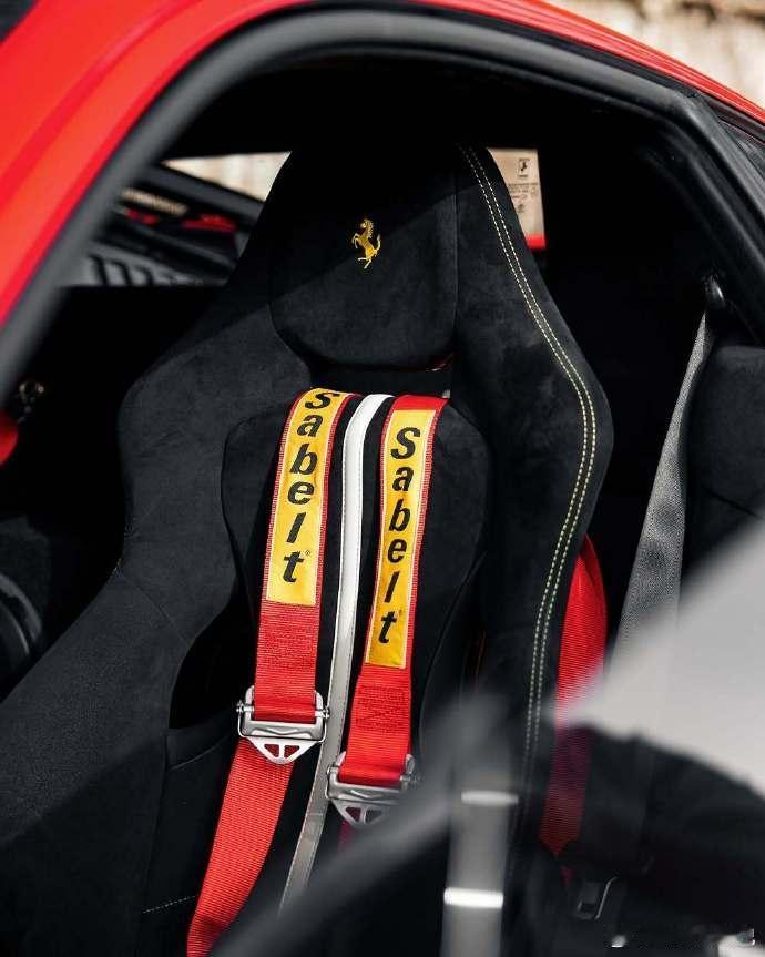 Ferrari 488 Pista 真的太让人上头了！它本应叫 488 GTO，