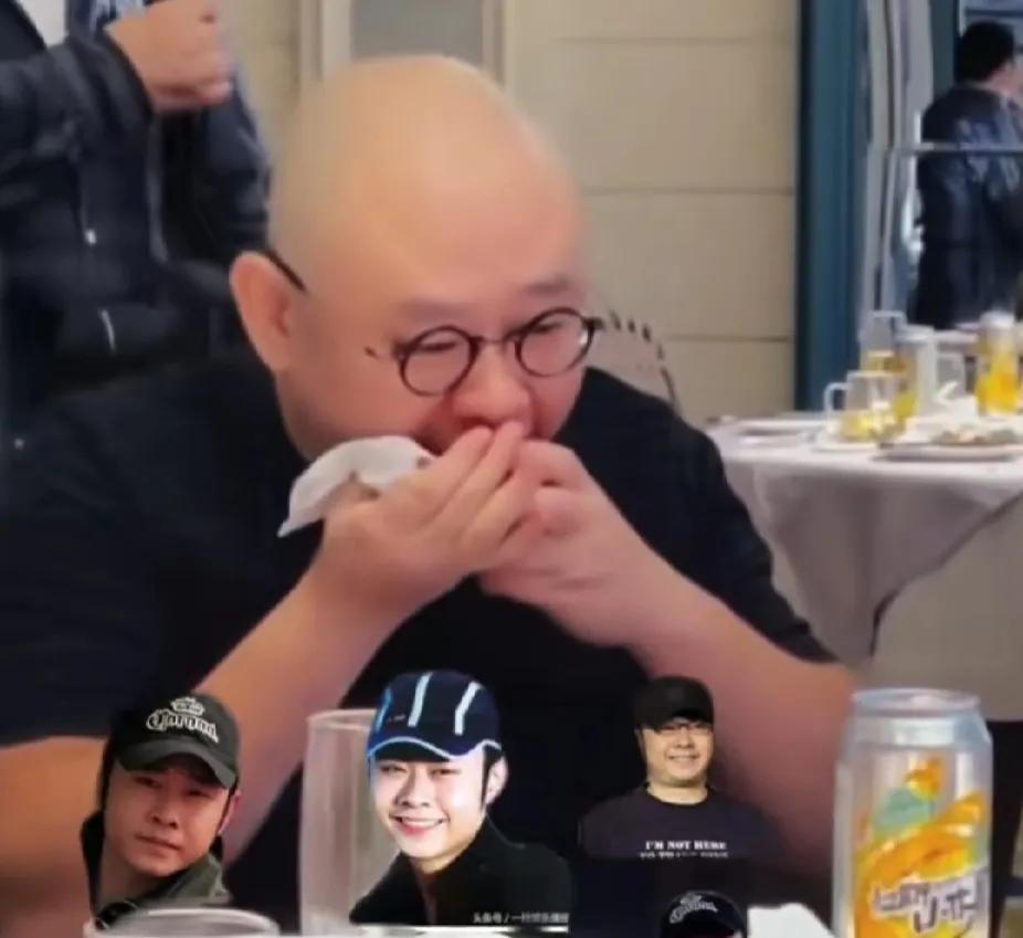 某网友在抖音平台晒出了刀郎参加宴会的现场视频，仅仅是吃个西红柿而已，却让众多网友