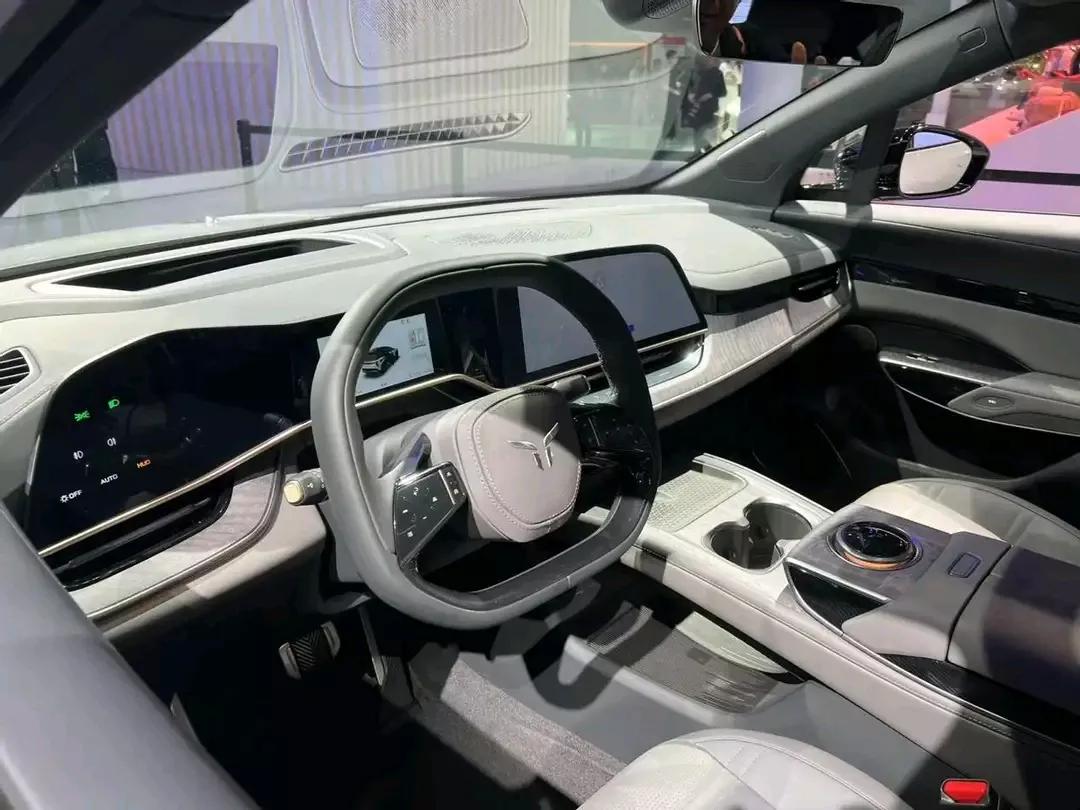 这就是现实！
新能源汽车渗透增长率：
2020年――6%
2021年――15%