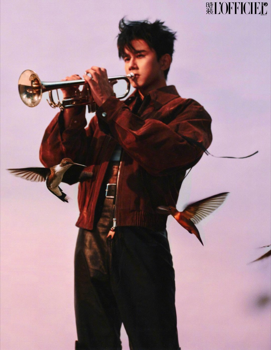 张杰金九音乐复古大片张杰登封金九 内地男歌手，首个金九封面，张杰以实力解锁顶级时