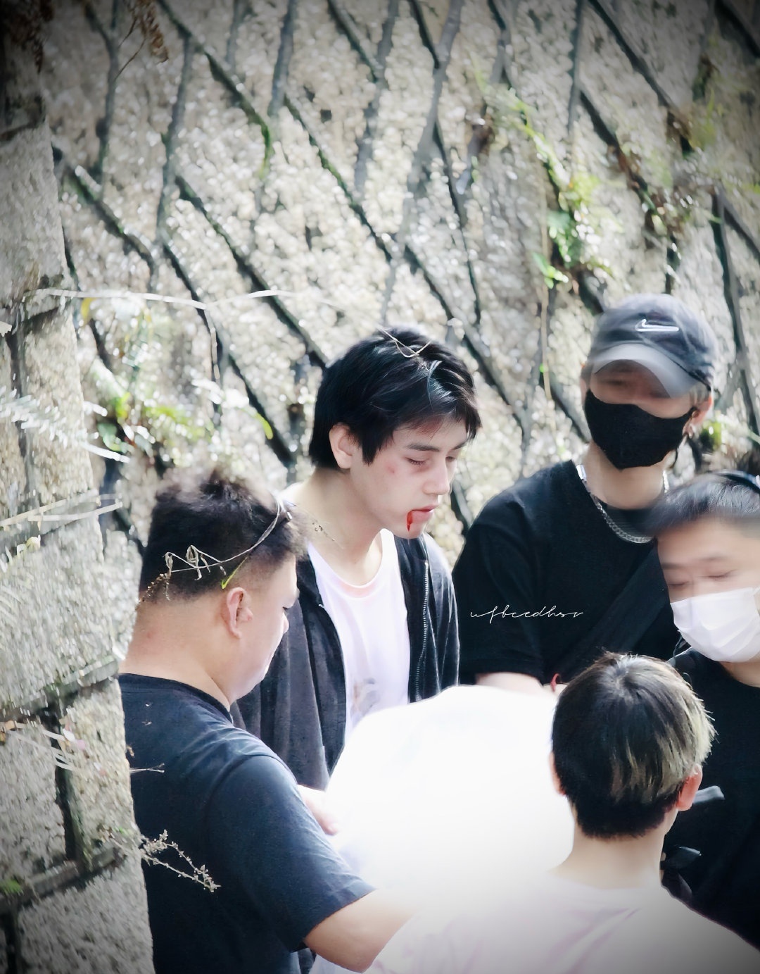 陈飞宇这殴打妆细节绝了，淤青伤痕栩栩如生，不细看真会信以为真，造型团队太专业 以