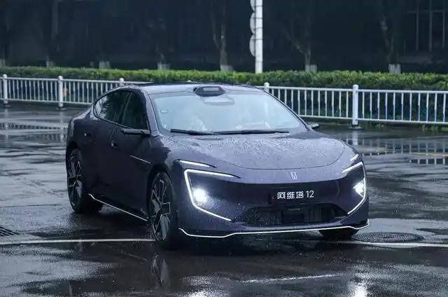 2026年期待车型：新款阿维塔12
阿维塔12是华为乾和阿维塔共同打造的旗舰产品