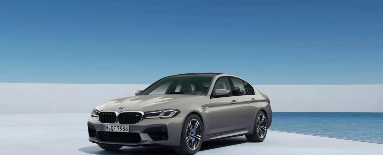 豪华车内卷下的稳手！2027款宝马5系微整来袭，V8动力能保住吗？在豪华中大型轿