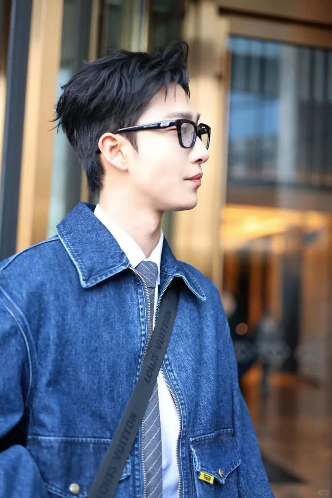 张凯丽女儿出道9年第一次拍吻戏无限超越班 九年不拍吻戏的记录，在无限超越班被打破