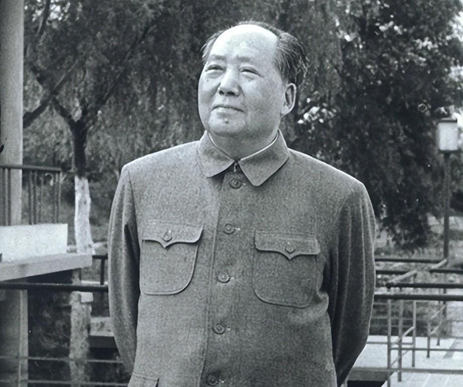 1950年湖南一位教师收到一封特殊来信，全家得知后感叹毛主席宽宏大量，不计前嫌吗
