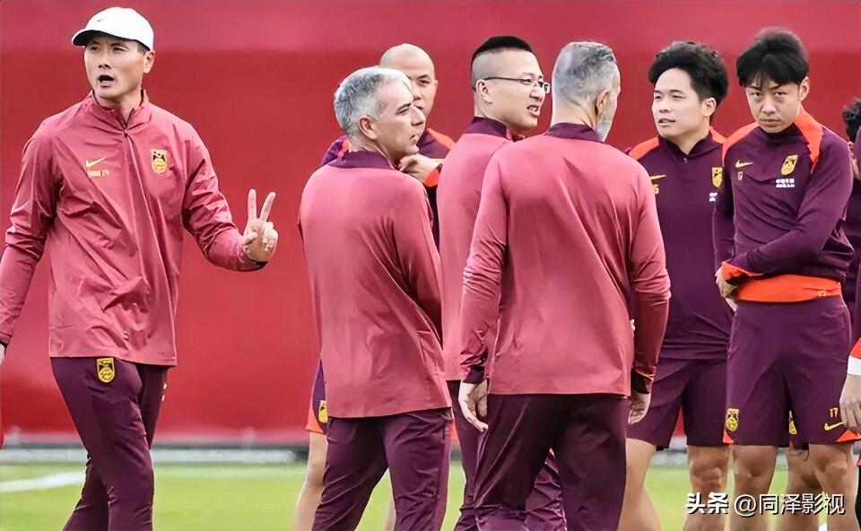 国足生死战预约破5000万！我们骂过恨过，却从来没真正放下过。

谁懂这种心情？