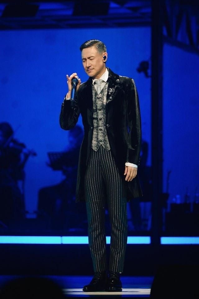 张学友《60 + 巡回演唱会香港终章》尾场于红馆圆满落幕，这场演出也是本次巡演的