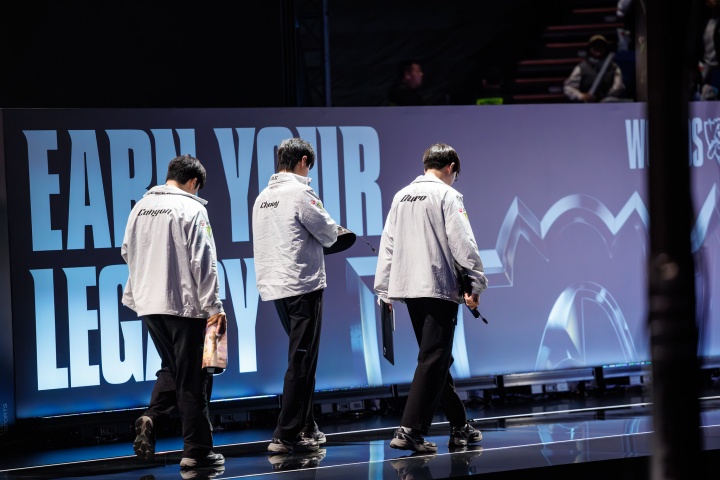 GEN CEO告别S15：对我们而言，备战2026赛季的征程从今天启程