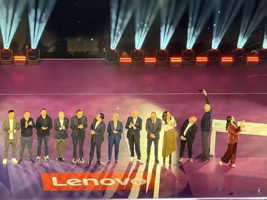 最近在拉斯维加斯举行的的CES2026 电子展发生的“史诗级”事情大家都知道了吧