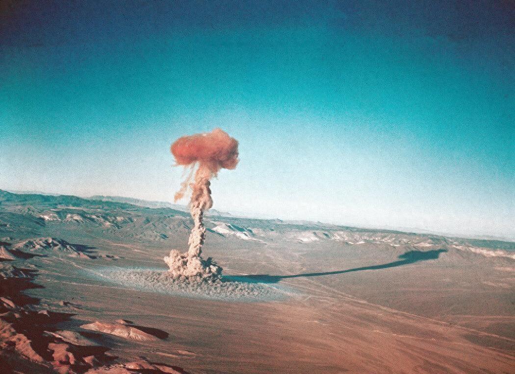 谁能想到，就在中东的战火烧得满天飞，连伊朗的核设施都被炸了个底朝天的时候，俄罗斯