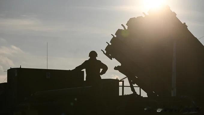美国批准向乌克兰出售价值超20亿美元的防空武器



美国国务院已批准向乌克兰出