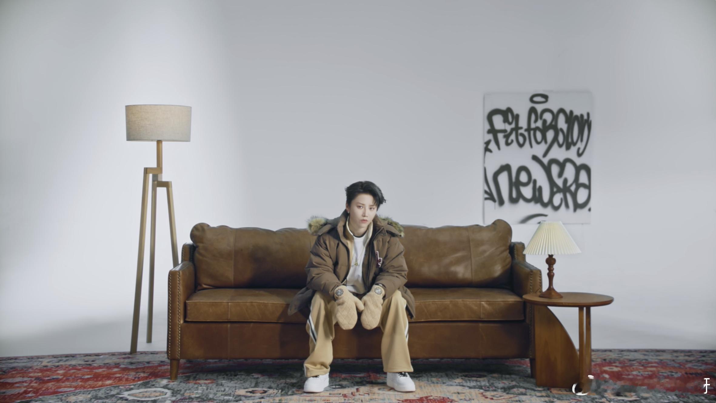 终于等到#New Era#  x 刘雨昕2024年秋冬「昕」译大片[比耶][耶]