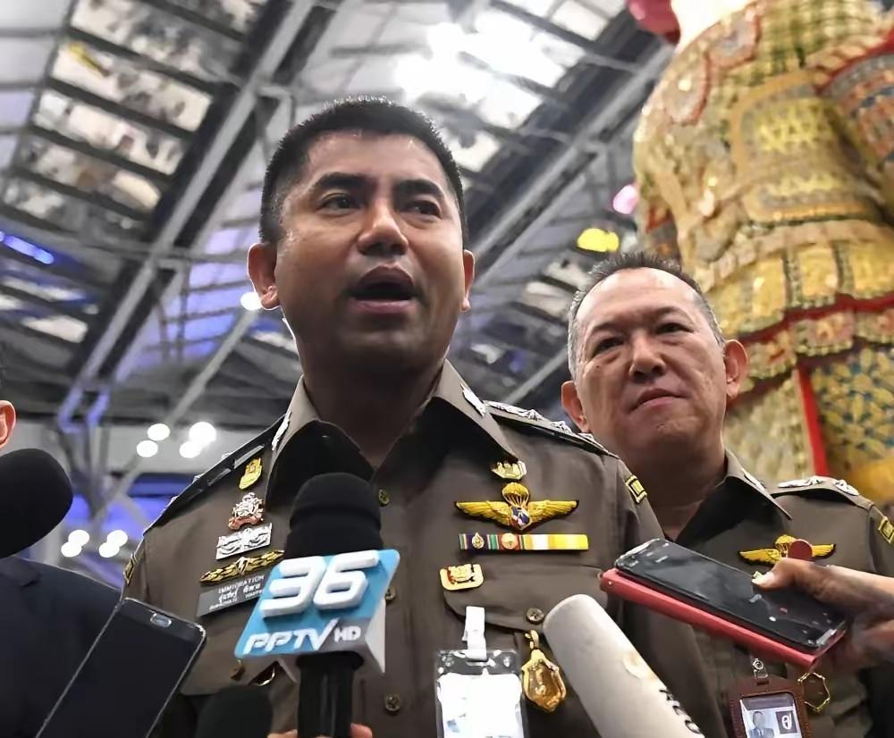 前脚泰国统计数据称，2026年前4个月，中国游客突破200万。后脚就发生了四名泰