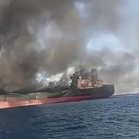 《黑海暗战升级：无人机与无人艇如何锁定俄乌经济“心脏”？》


  当地时间十五