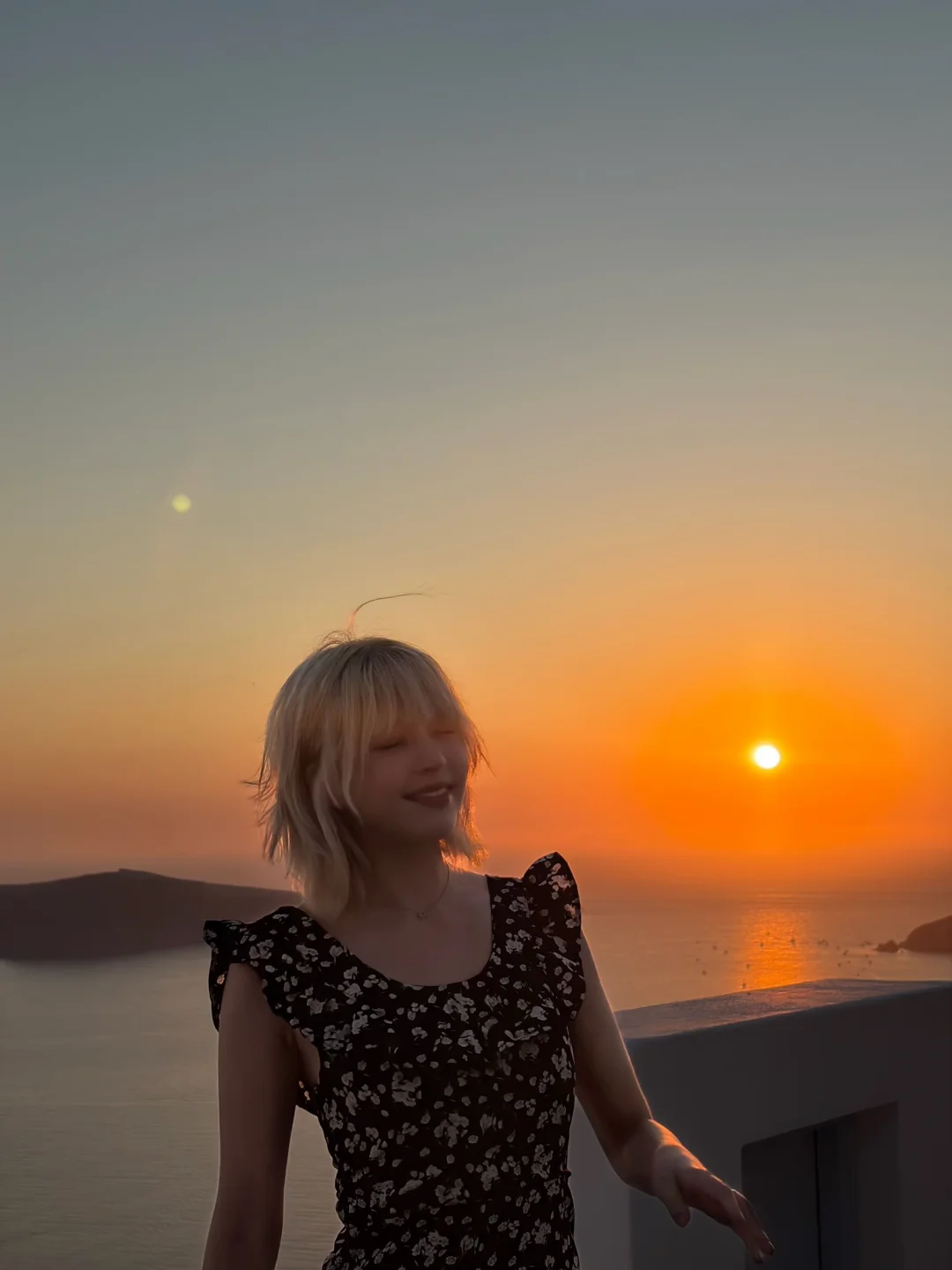 LILY | Sunsets in Santorini 🌄