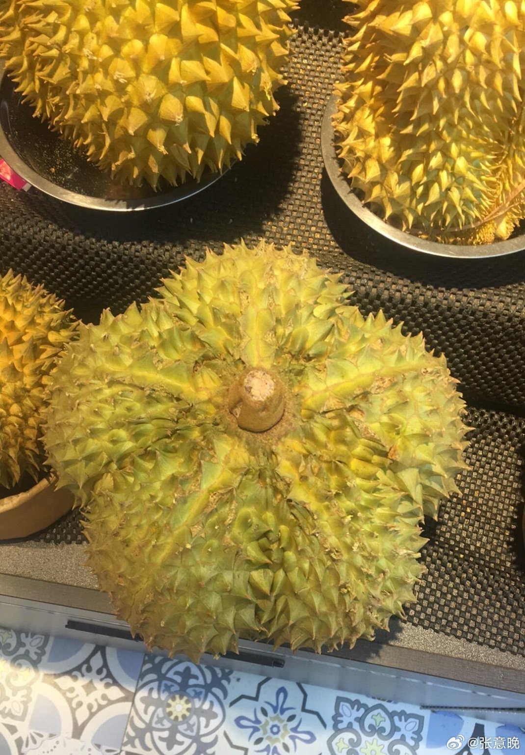 这算榴莲界的精英，也太标准了 