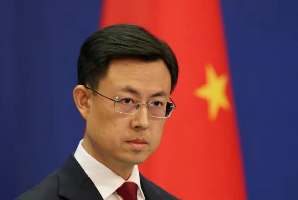 已经不是嘴头和语言上的挑衅了，日本自卫队舰艇已经猂然开进了台湾海峡！

日本这次